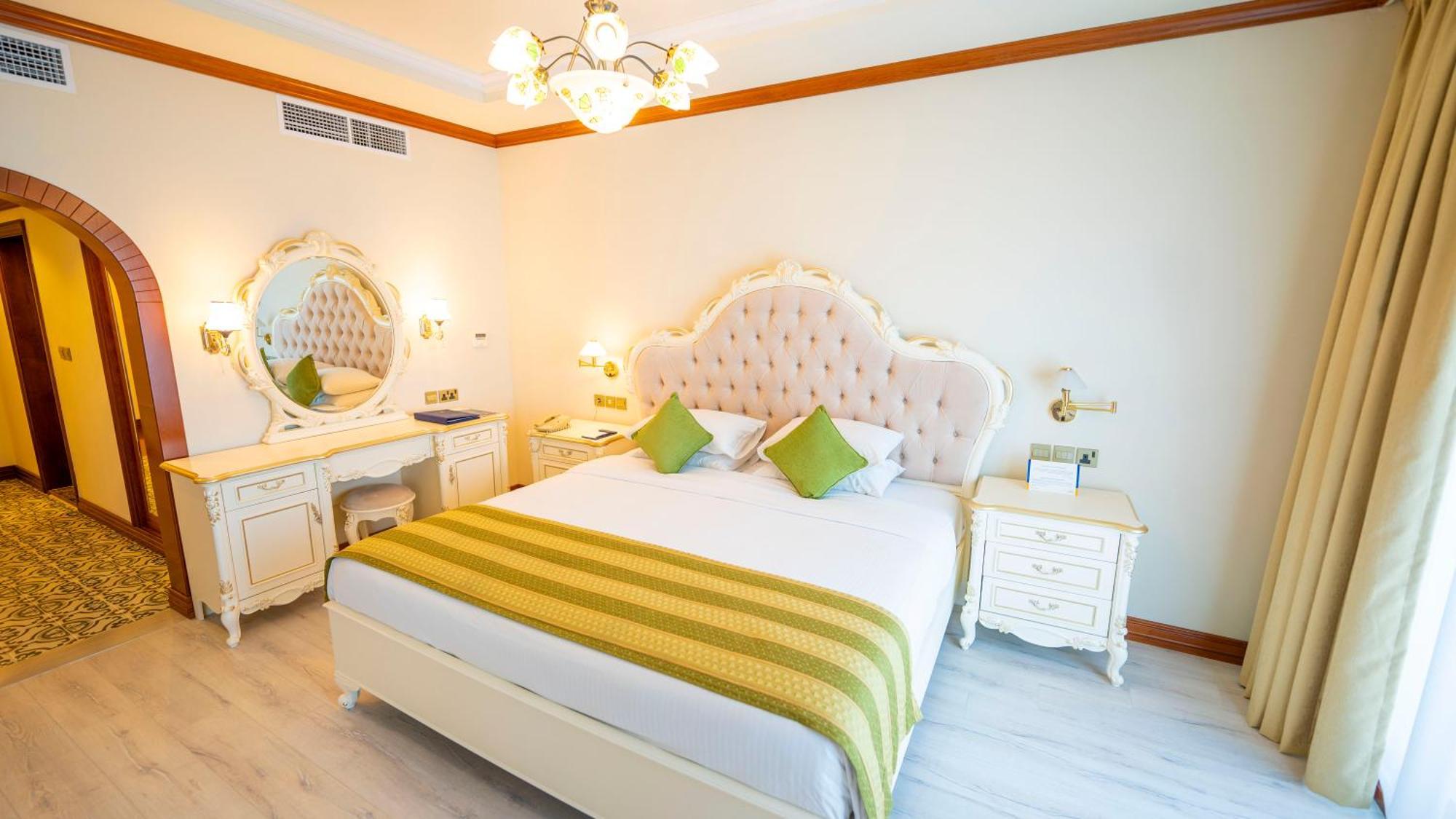 Riviera Отель 4*